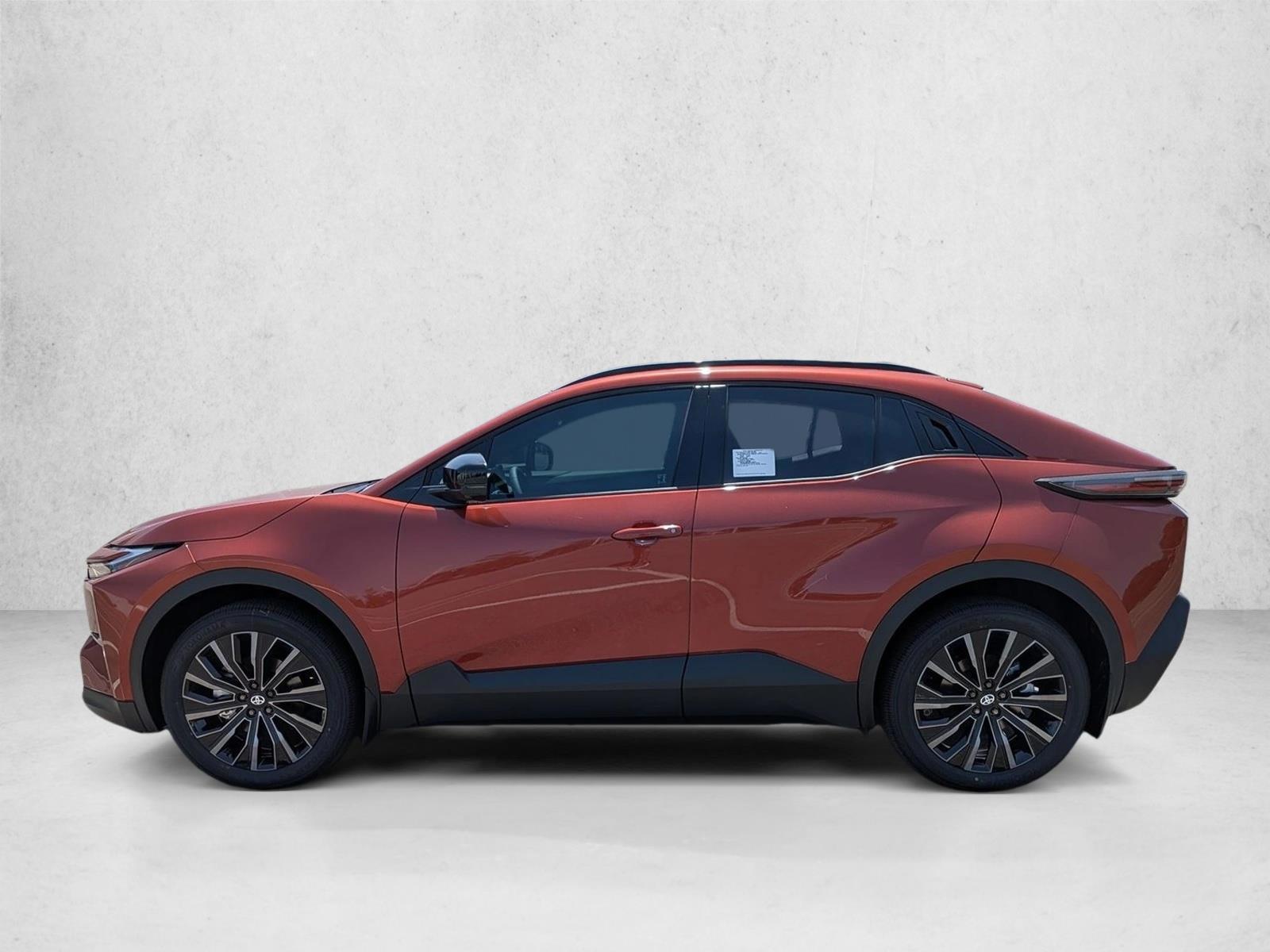 Thumbnail: 2026 Toyota C-HR - 2