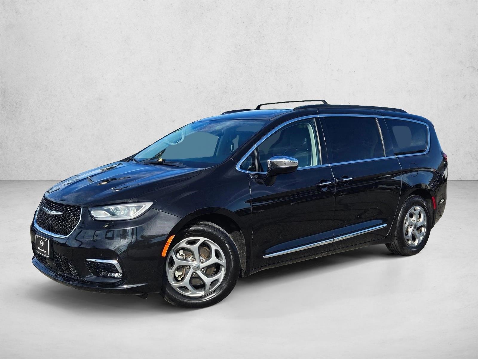 Thumbnail: 2023 Chrysler Pacifica - 1