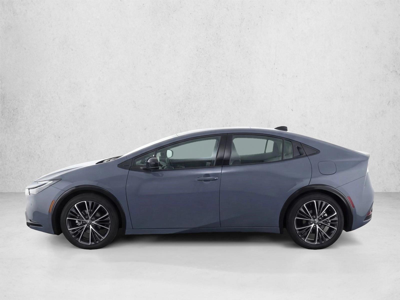 Thumbnail: 2025 Toyota Prius - 2