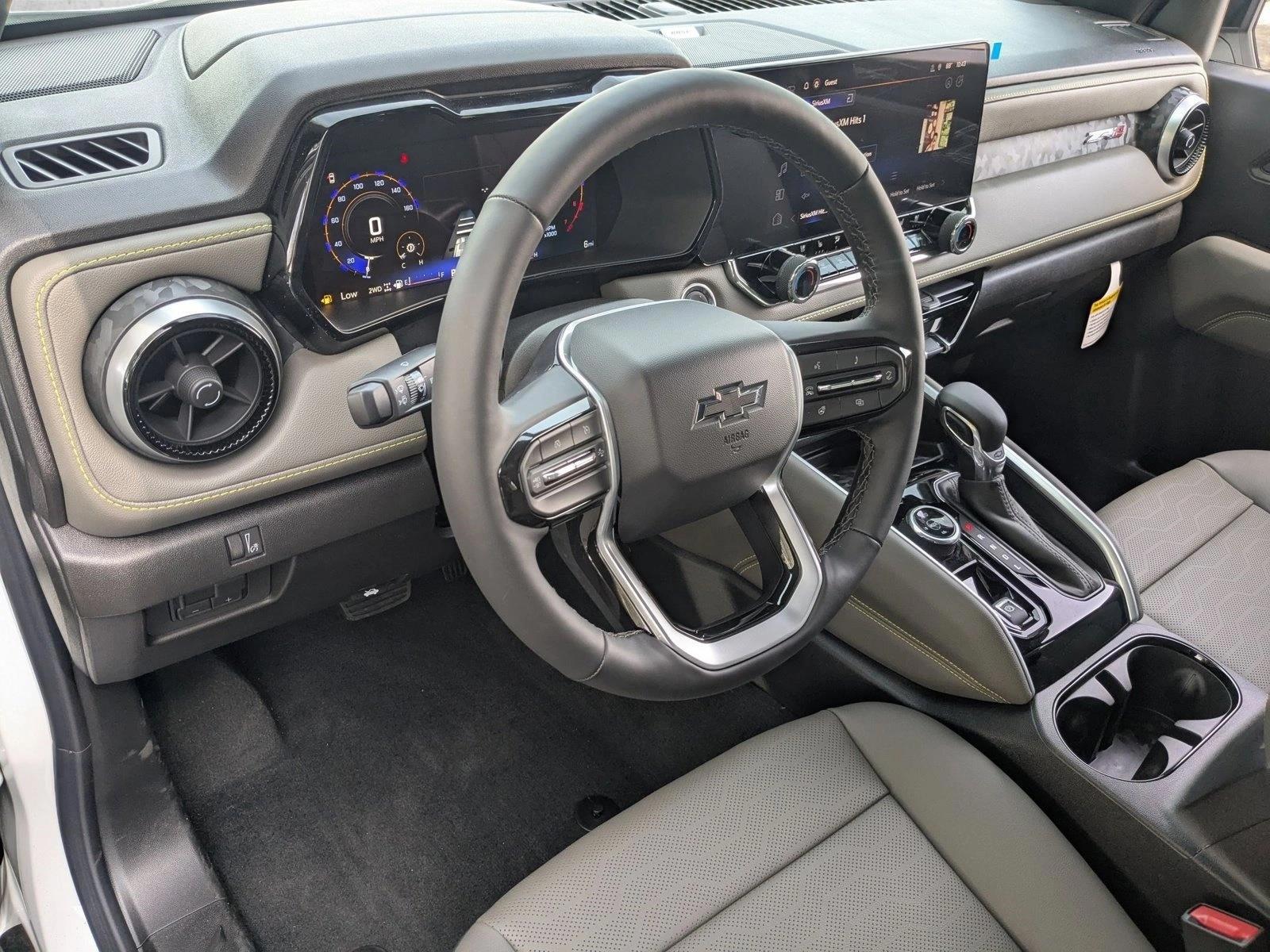 Thumbnail: 2026 Chevrolet Colorado - 3