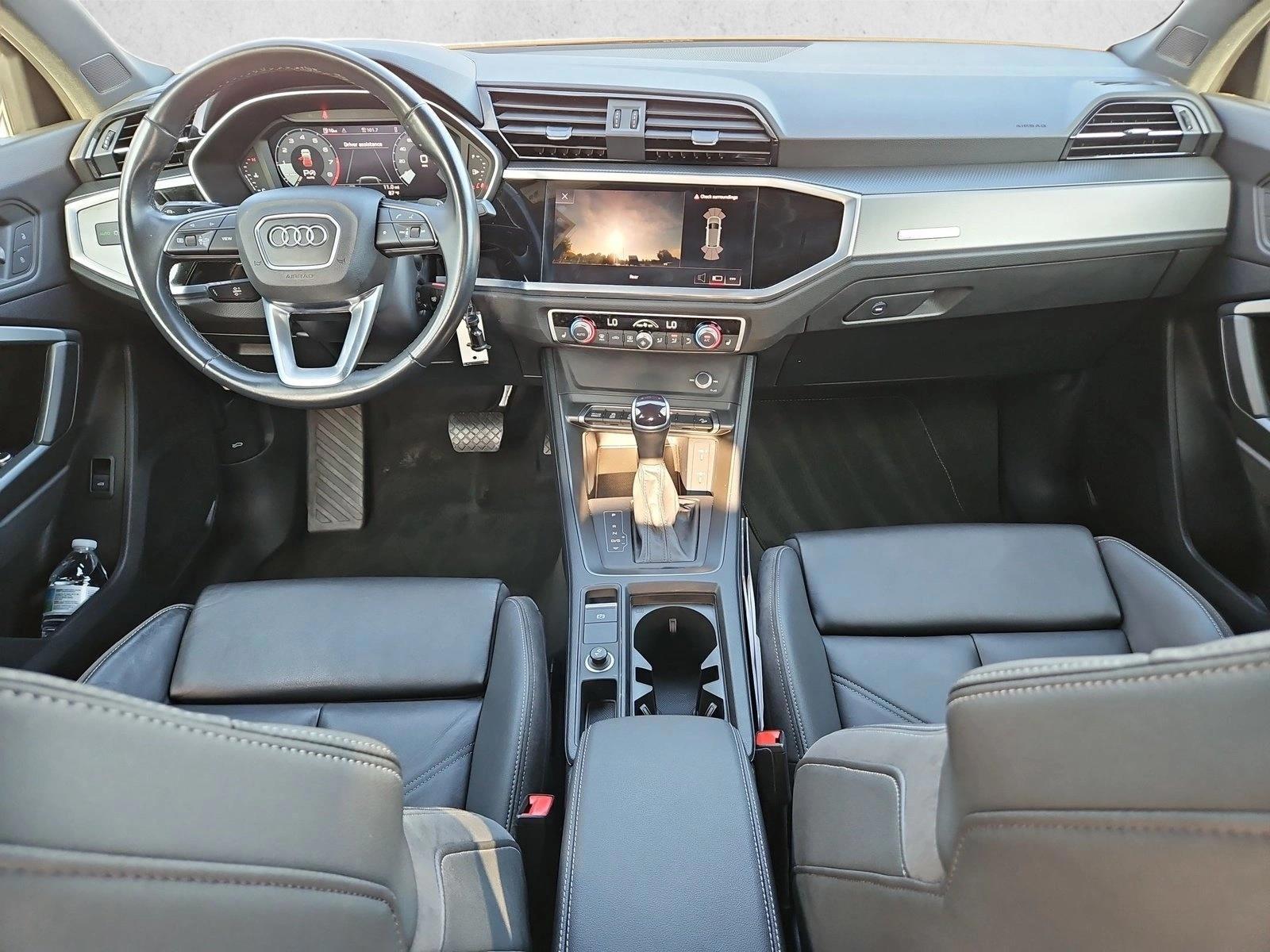 Thumbnail: 2023 Audi Q3 - 4