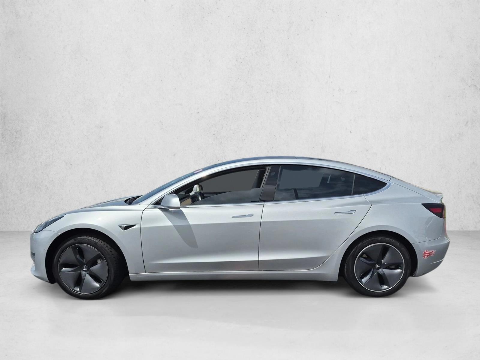 Thumbnail: 2018 Tesla Model 3 - 2