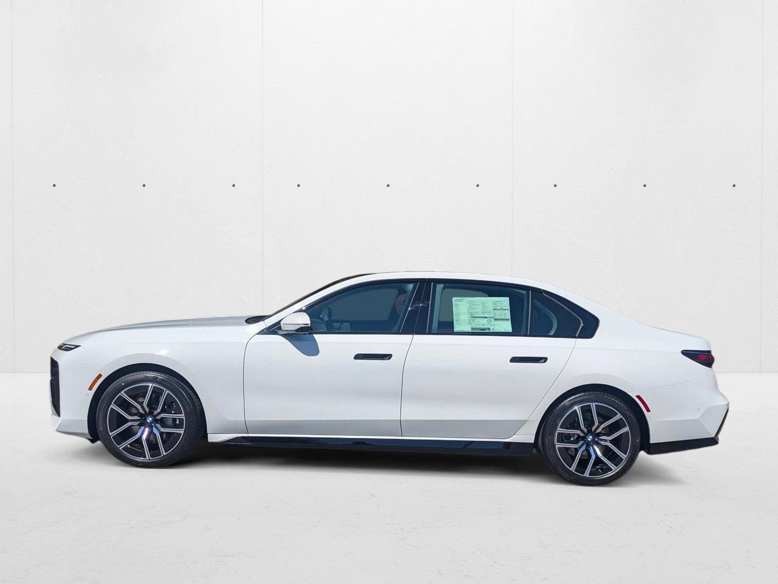 Thumbnail: 2025 BMW 7 Series - 2