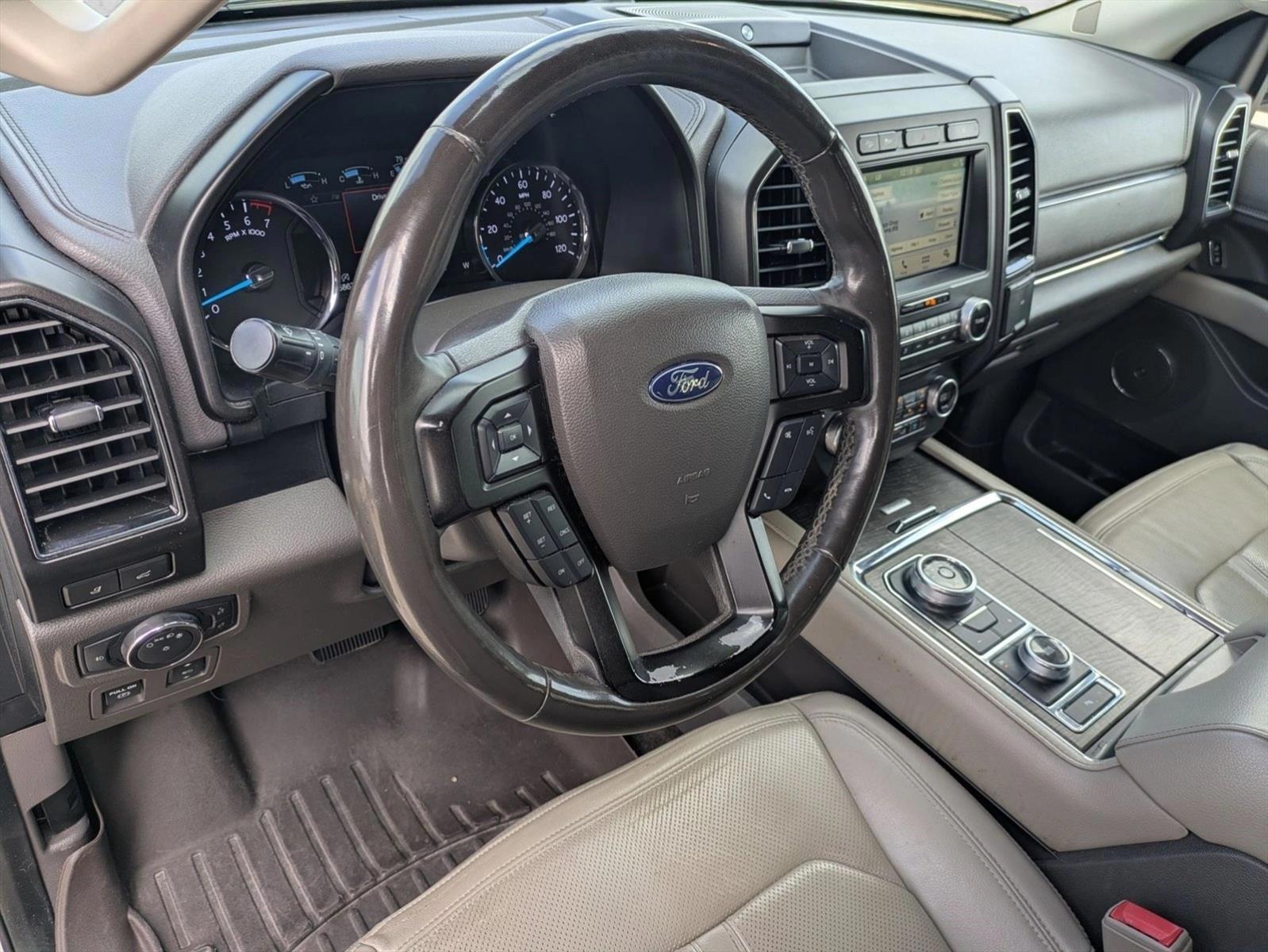 Thumbnail: 2018 Ford Expedition - 3