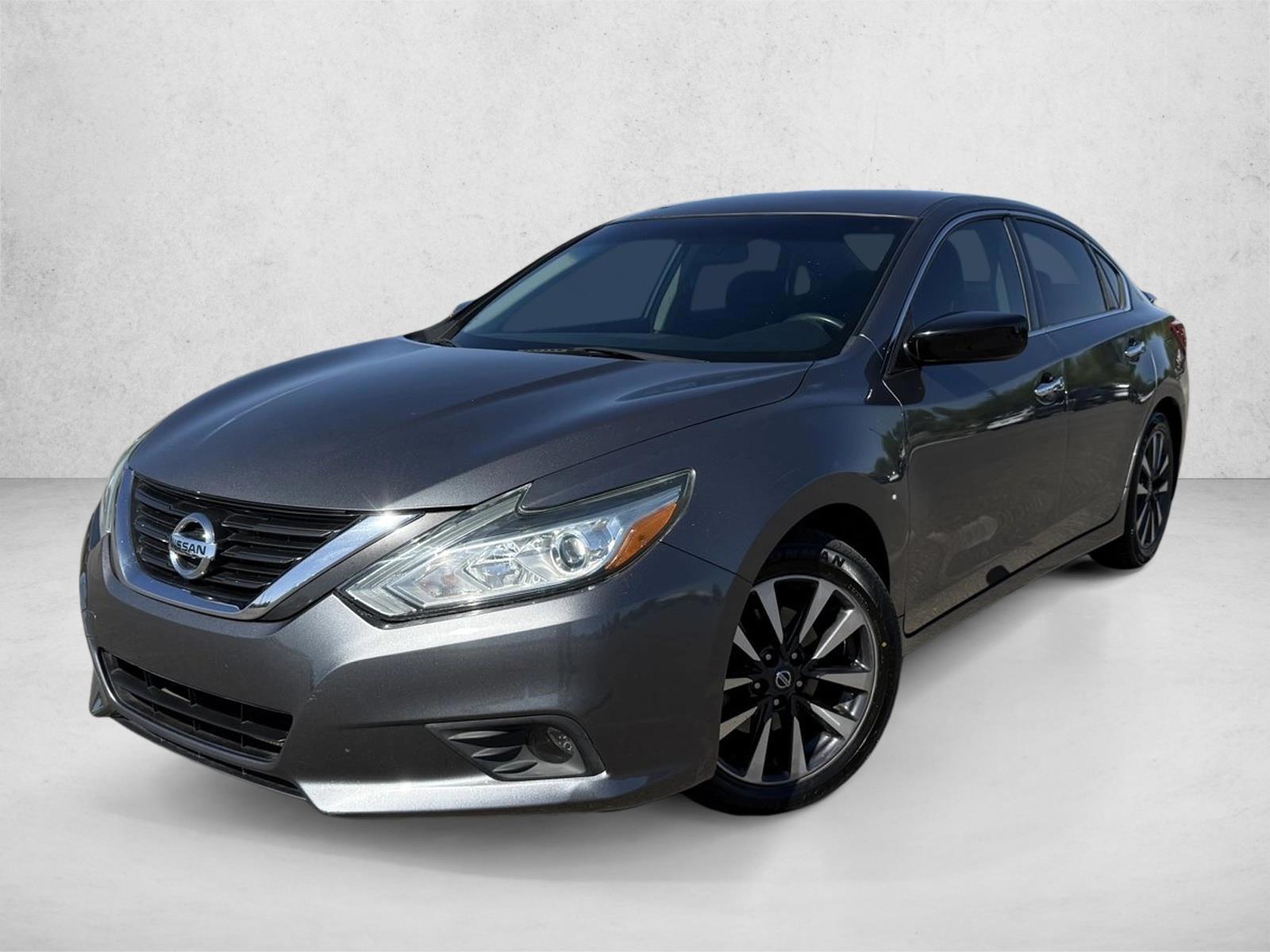 Thumbnail: 2016 Nissan Altima - 1