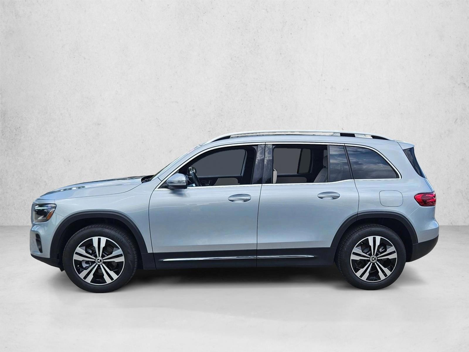 Thumbnail: 2026 Mercedes-Benz GLB - 2