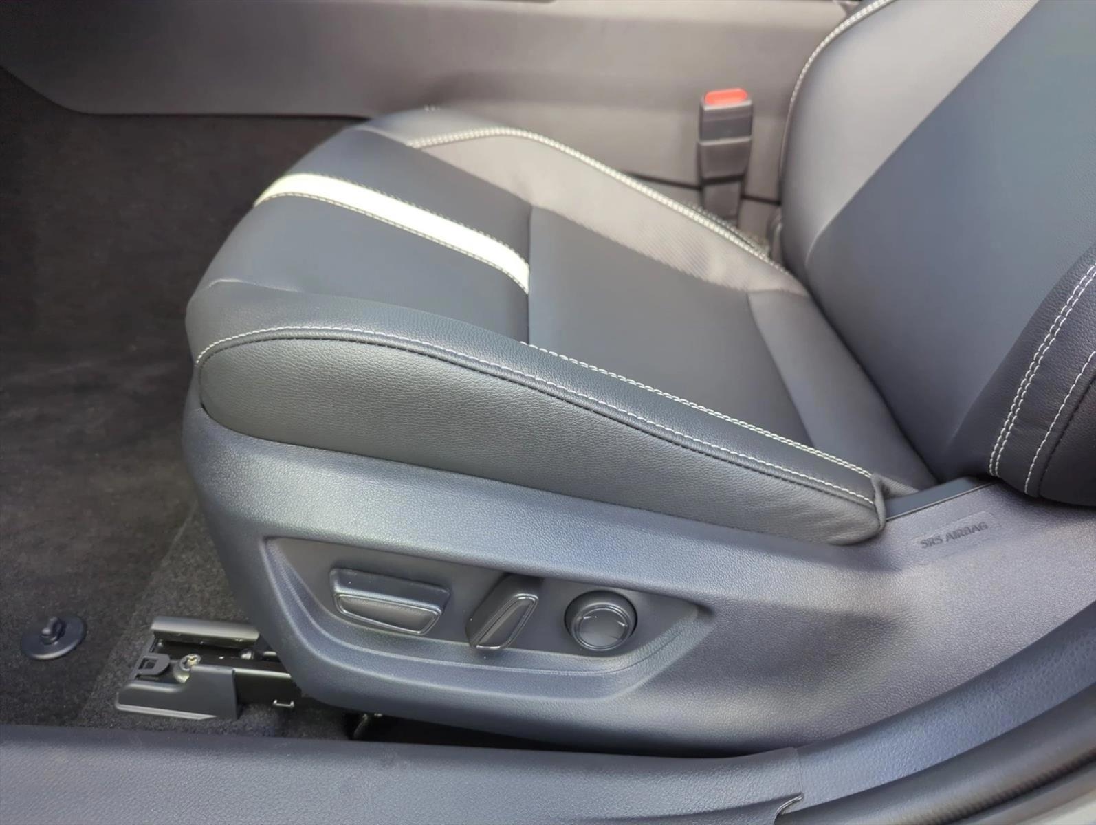 Thumbnail: 2026 Toyota Camry - 3
