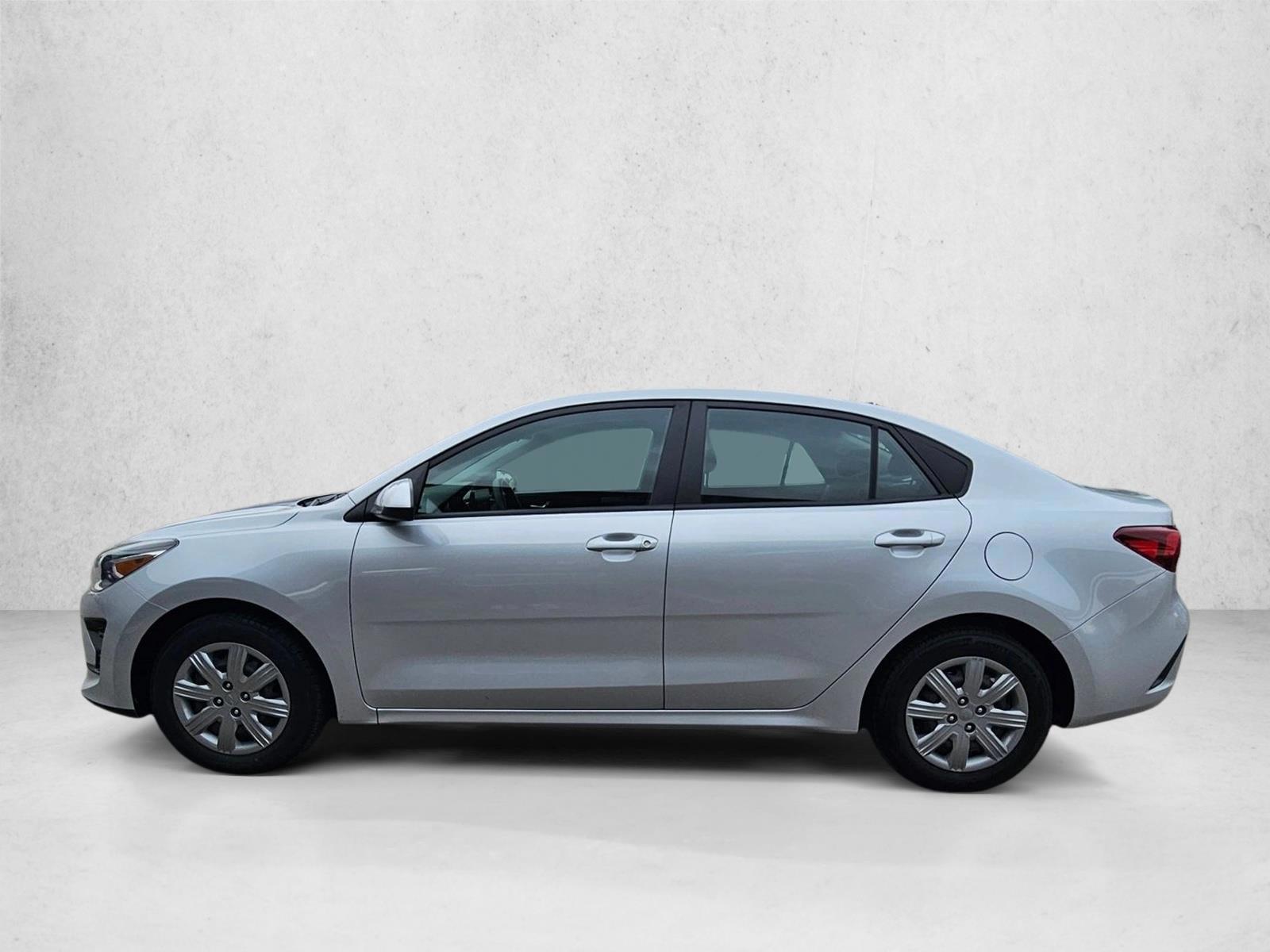 Thumbnail: 2022 Kia Rio - 2