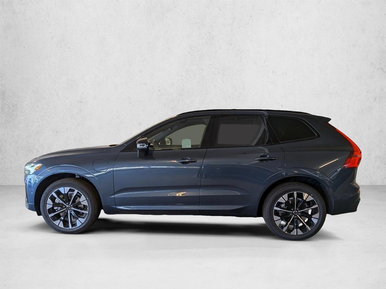 Thumbnail: 2026 Volvo XC60 - 2