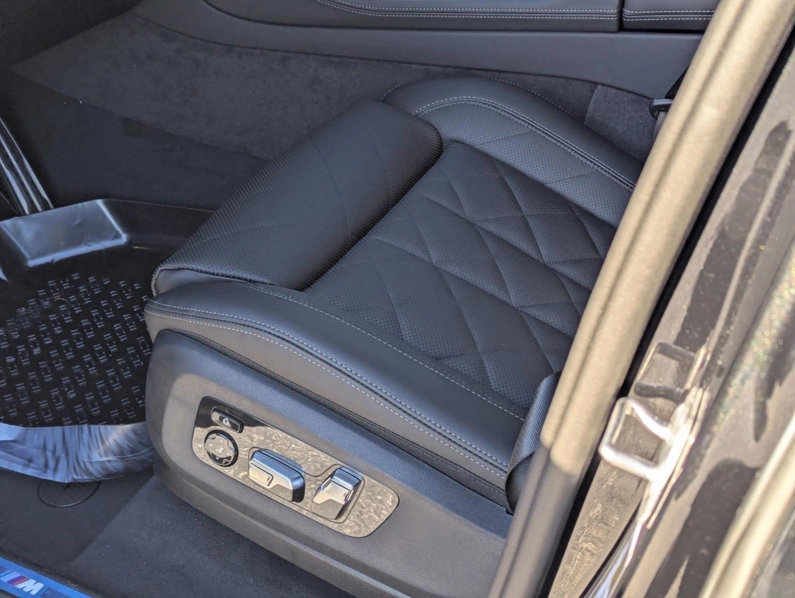 Thumbnail: 2026 BMW X5 - 3
