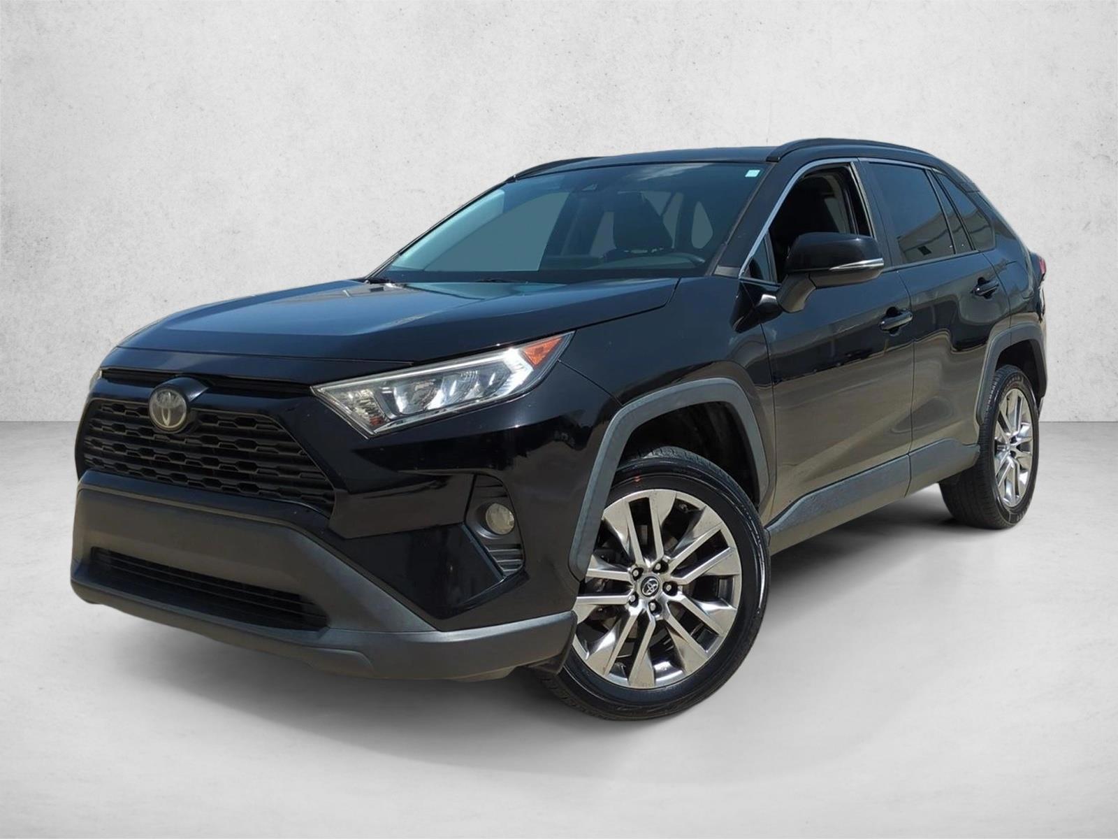 Thumbnail: 2019 Toyota RAV4 - 1