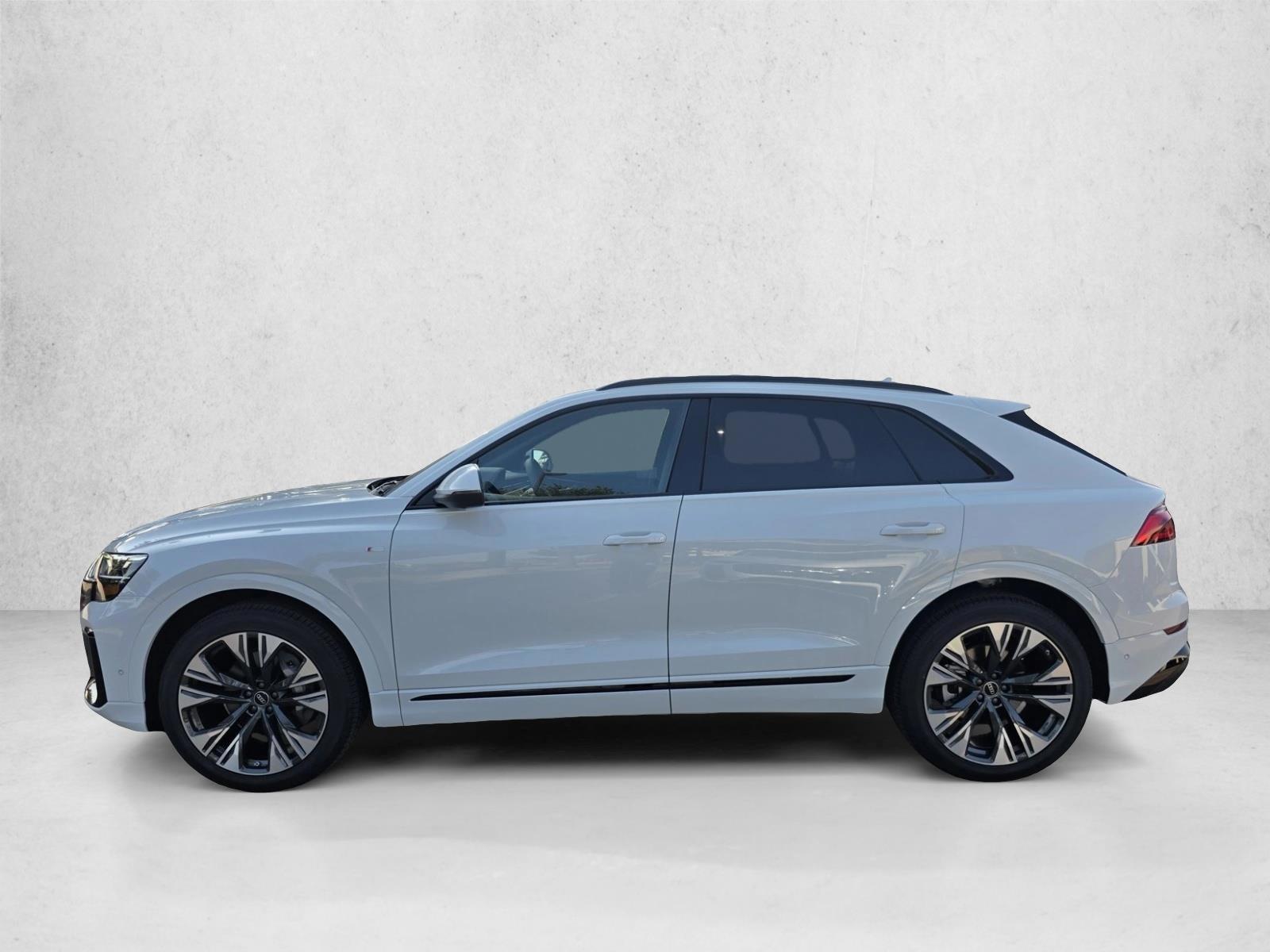 Thumbnail: 2026 Audi Q8 - 2