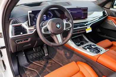 2027 BMW X7