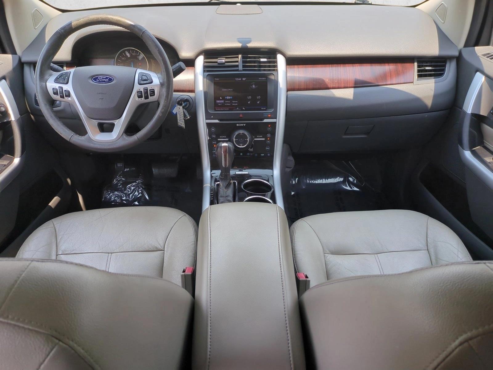 Thumbnail: 2013 Ford Edge - 3