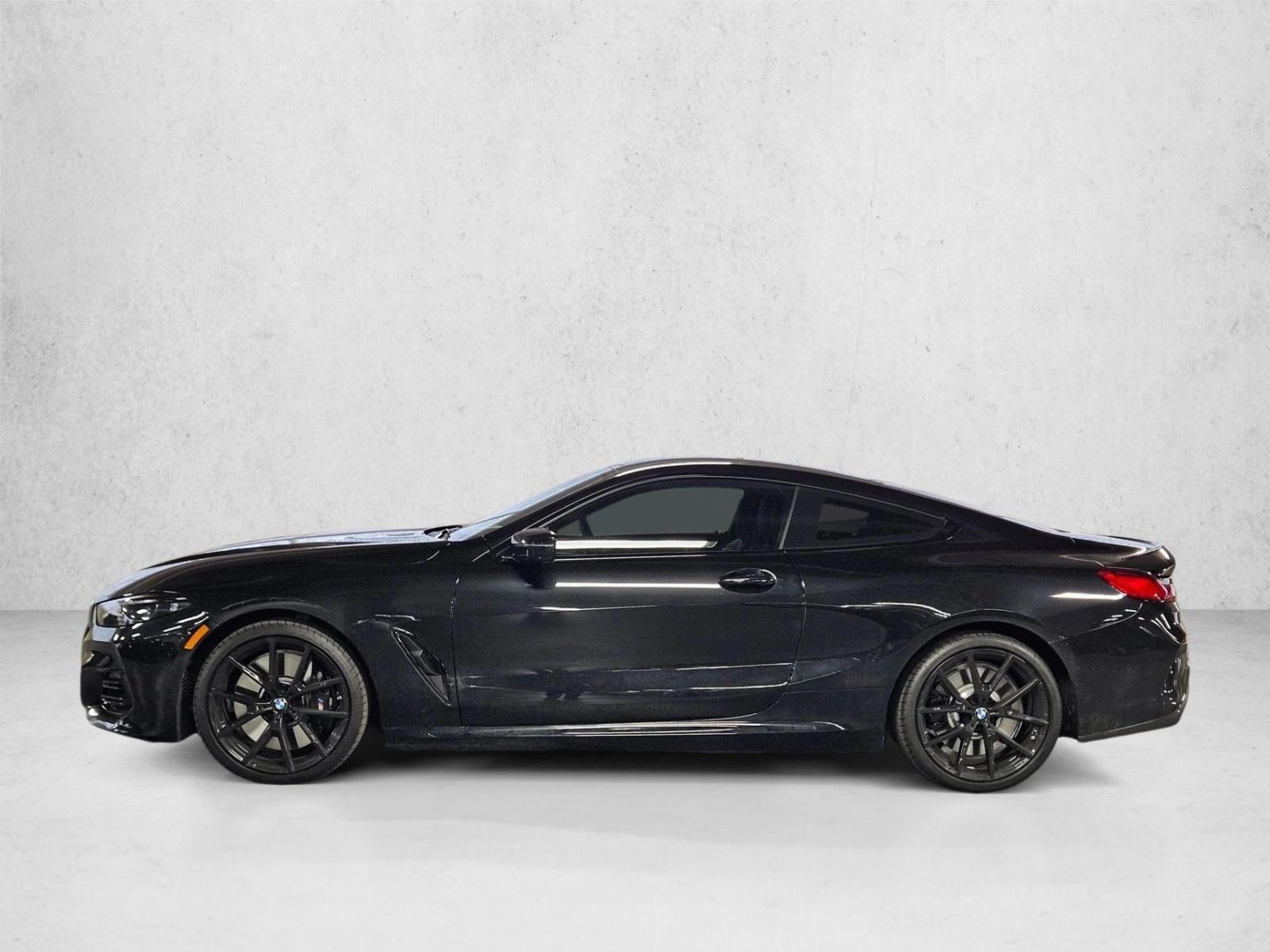 Thumbnail: 2026 BMW 8 Series - 2
