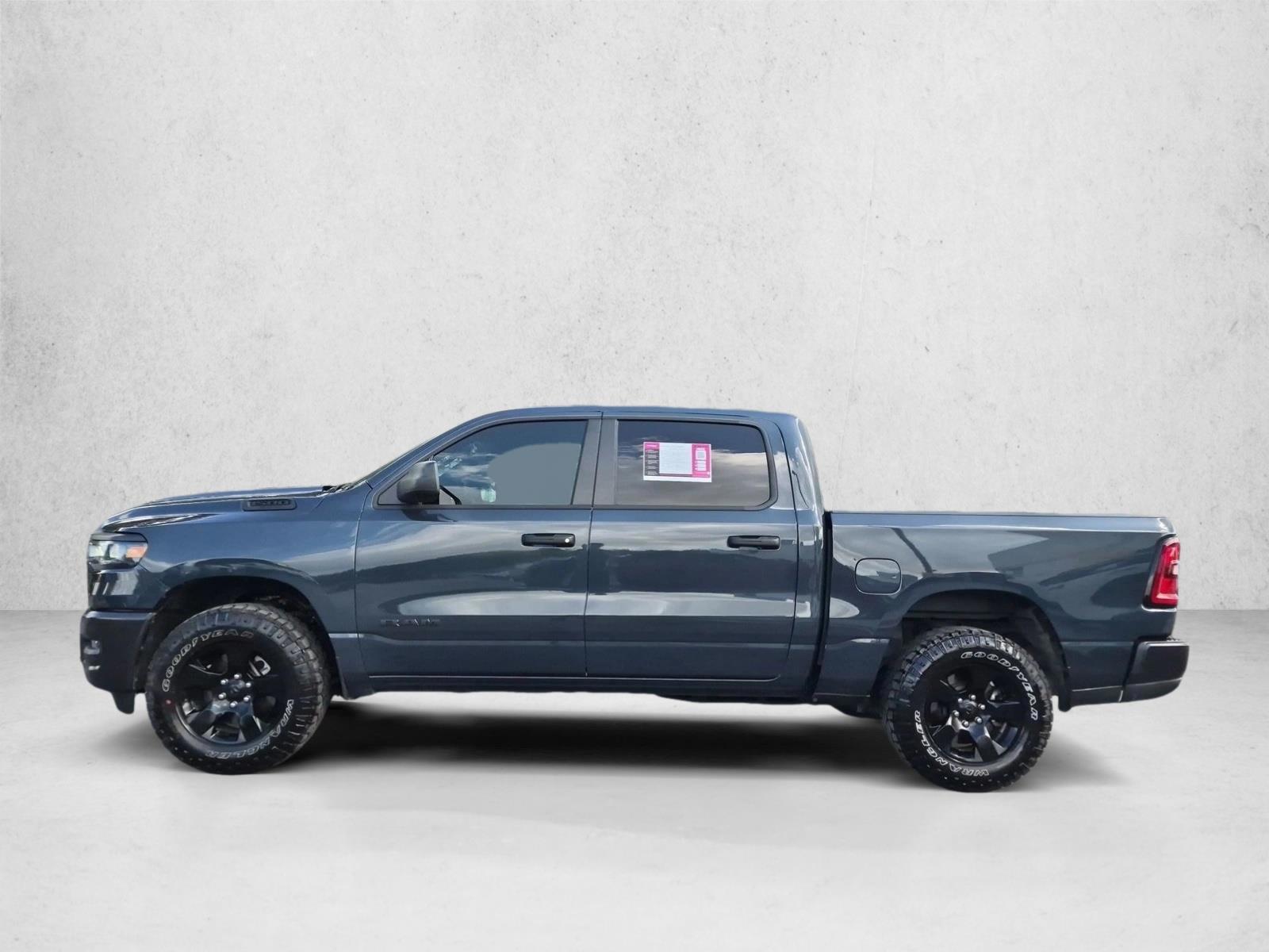 Thumbnail: 2025 RAM 1500 - 2