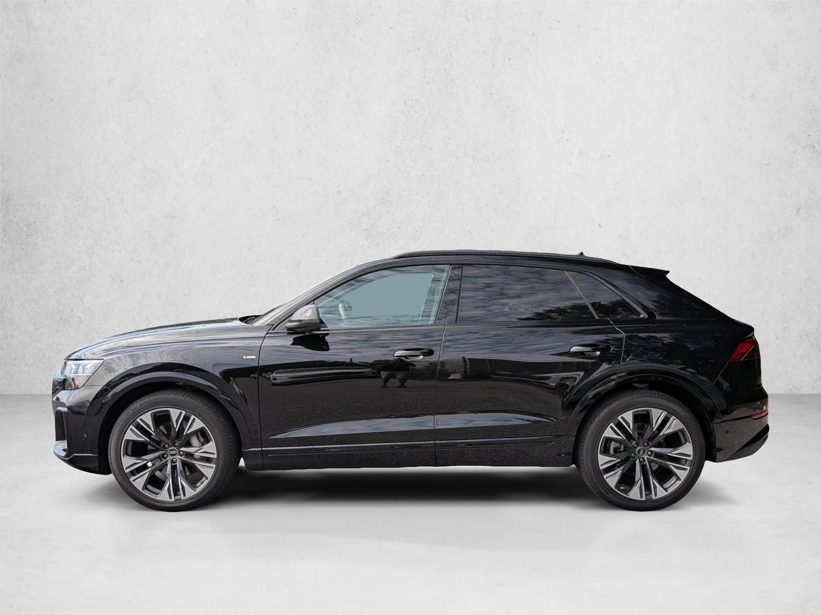 Thumbnail: 2026 Audi Q8 - 2