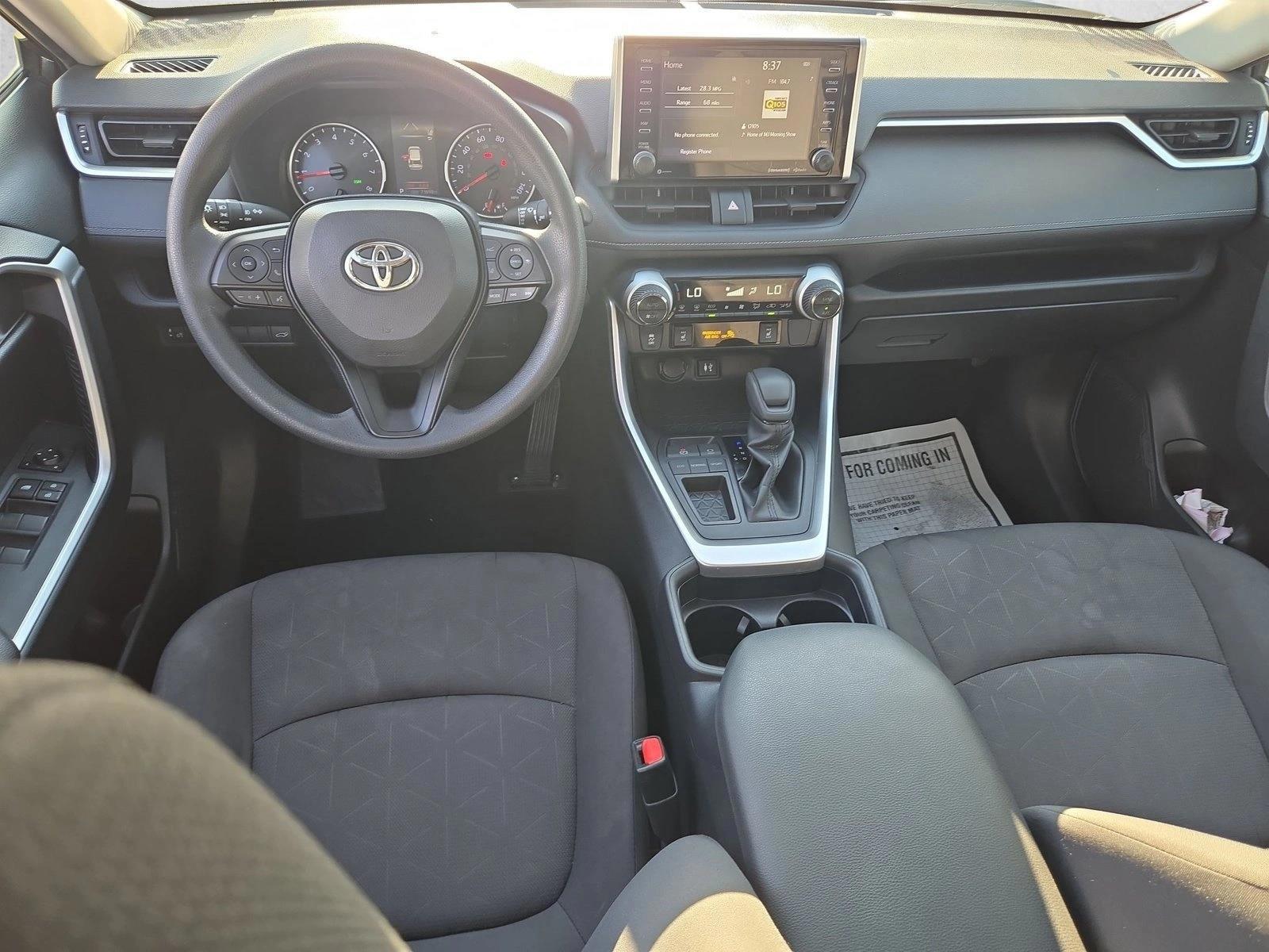 Thumbnail: 2019 Toyota RAV4 - 3