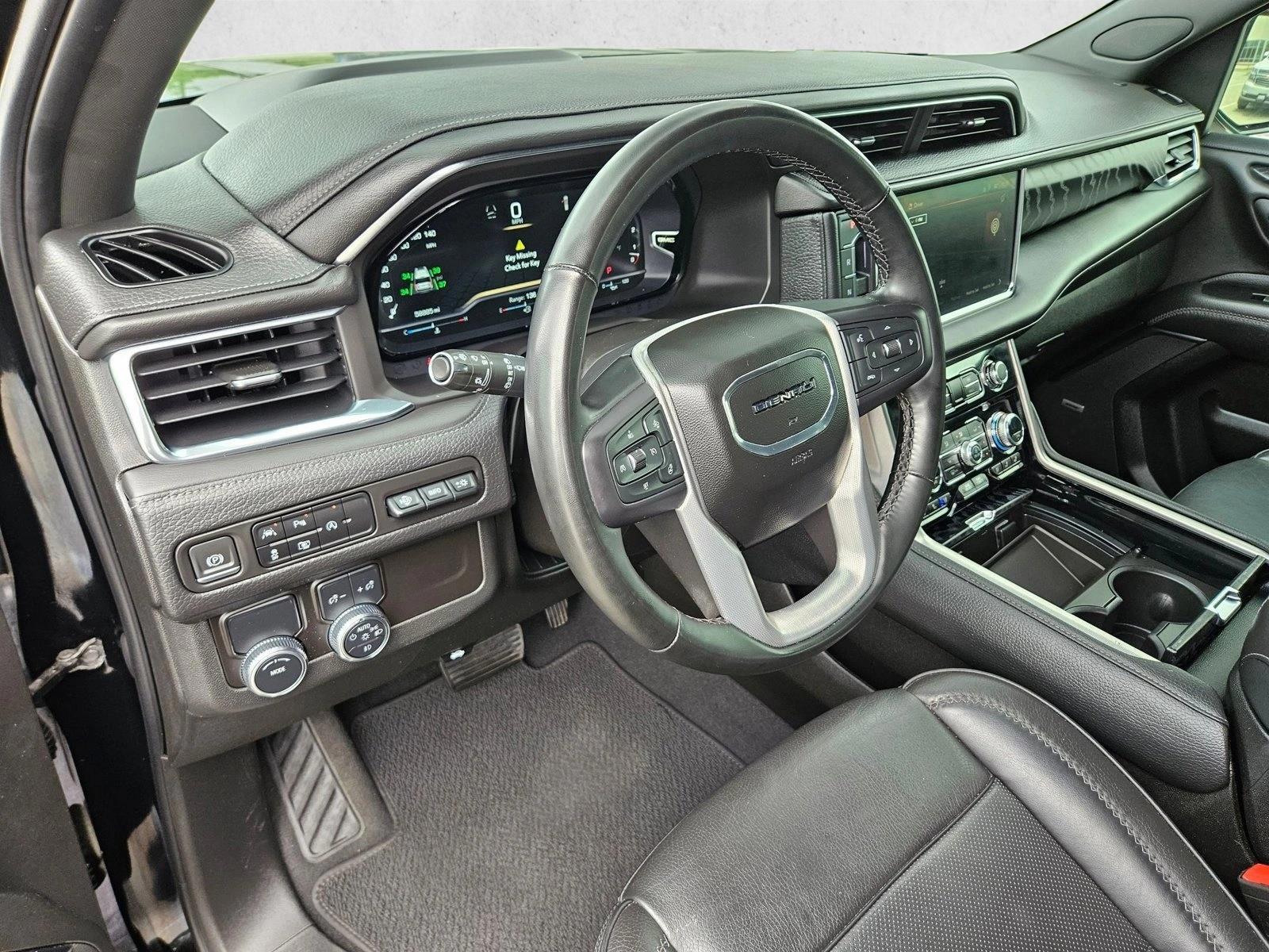Thumbnail: 2023 GMC Yukon - 3