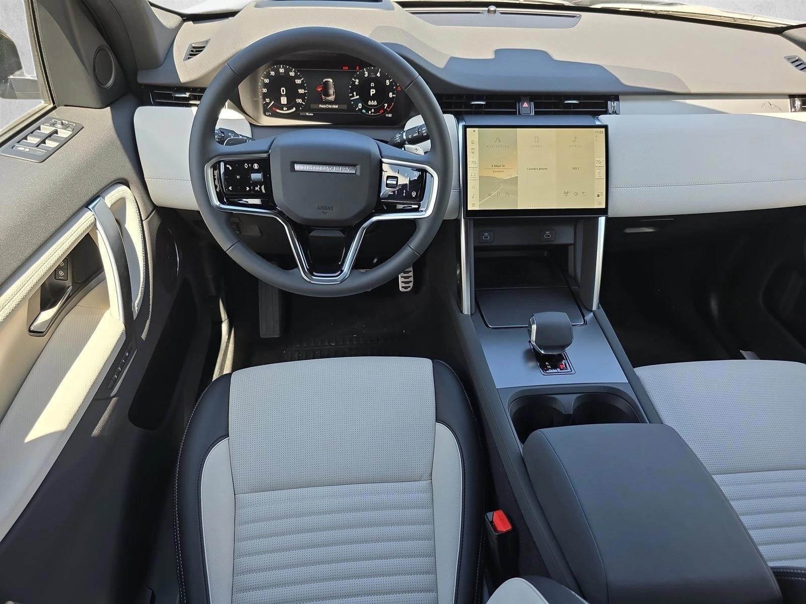 Thumbnail: 2026 Land Rover Discovery Sport - 4