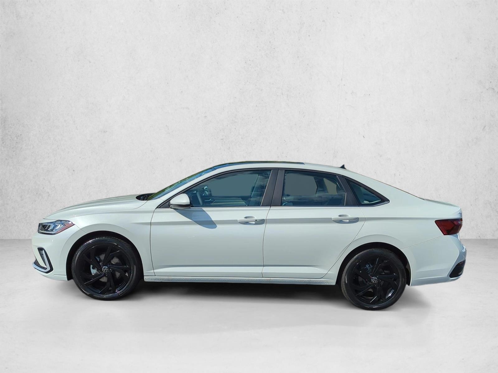 Thumbnail: 2026 Volkswagen Jetta - 2