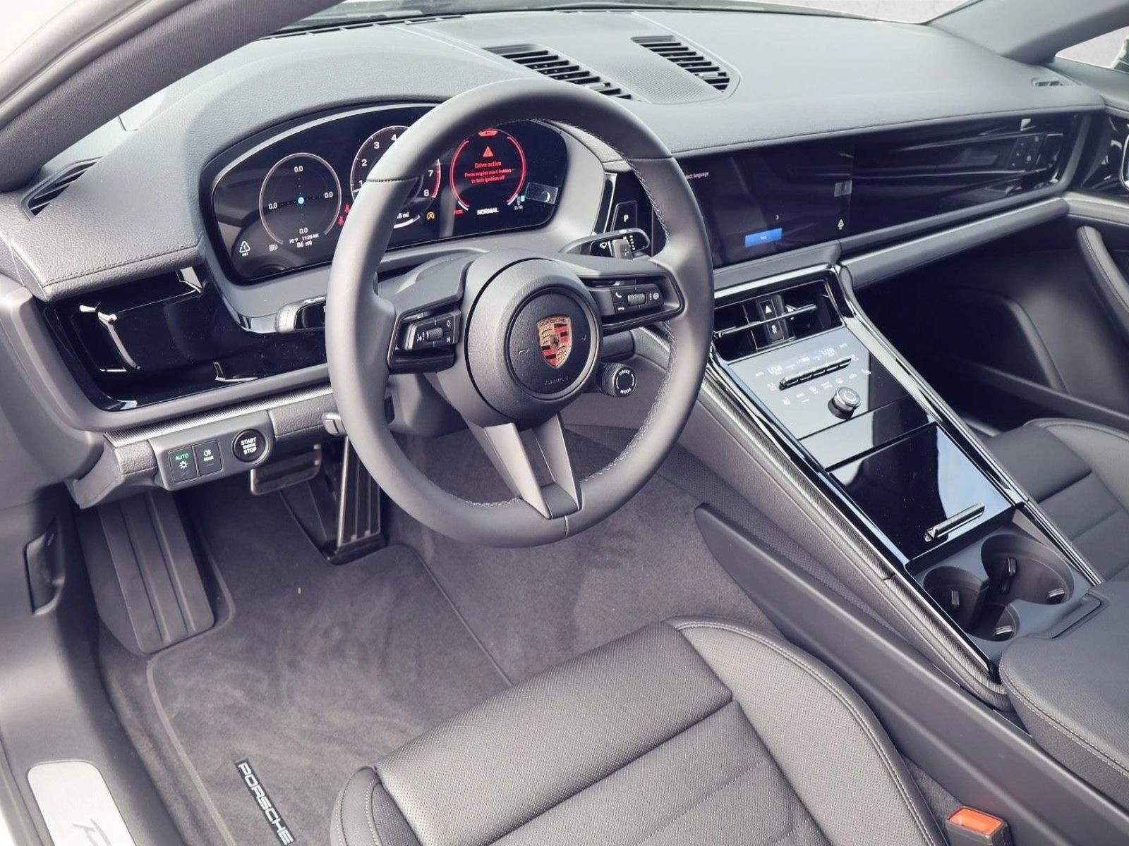 Thumbnail: 2026 Porsche Panamera - 3