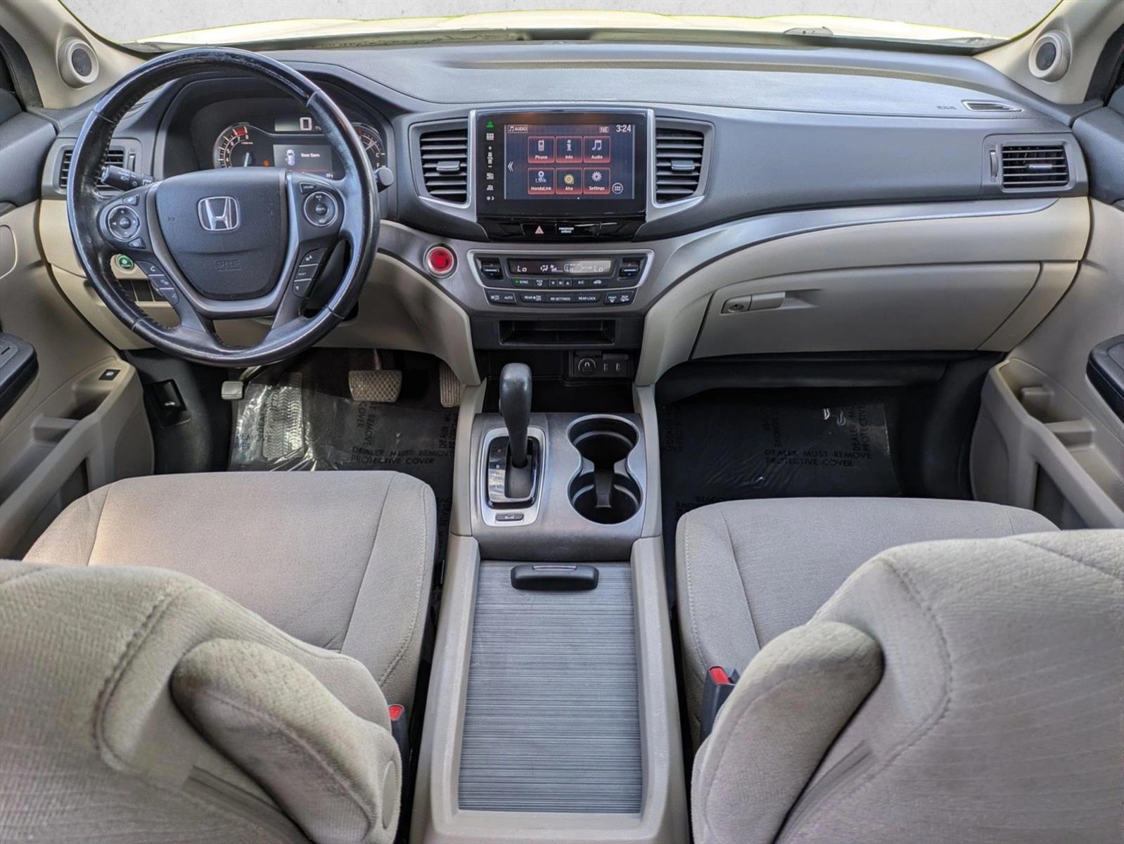 Thumbnail: 2016 Honda Pilot - 3