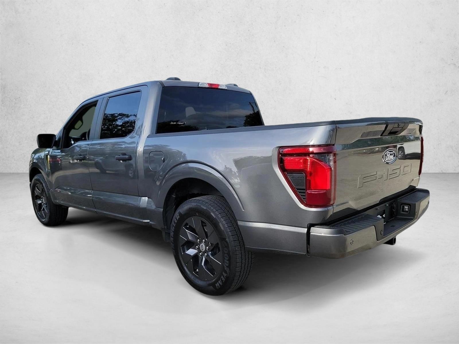2025 Ford F-150 STX - Photo 7