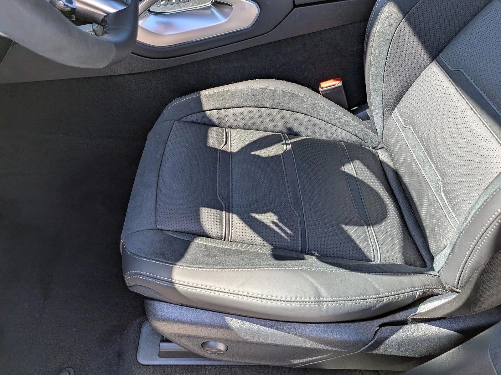 Thumbnail: 2026 Mercedes-Benz GLE - 5