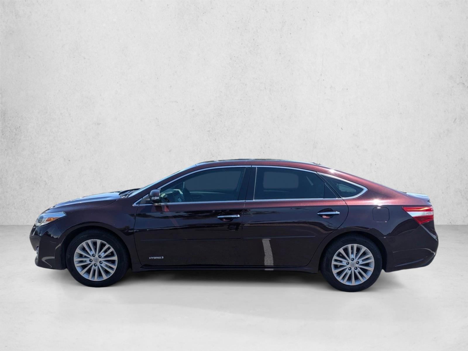 Thumbnail: 2015 Toyota Avalon - 2