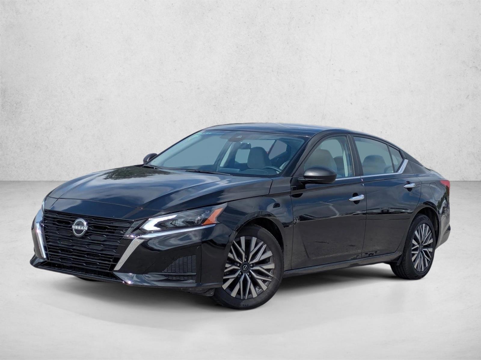 Thumbnail: 2025 Nissan Altima - 1