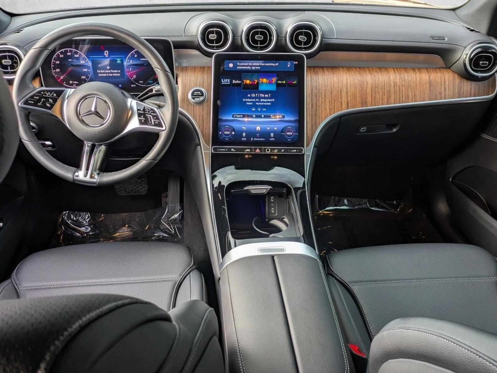 Thumbnail: 2025 Mercedes-Benz GLC - 4