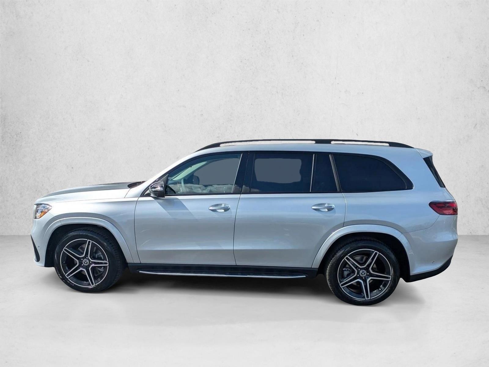 Thumbnail: 2026 Mercedes-Benz GLS - 2