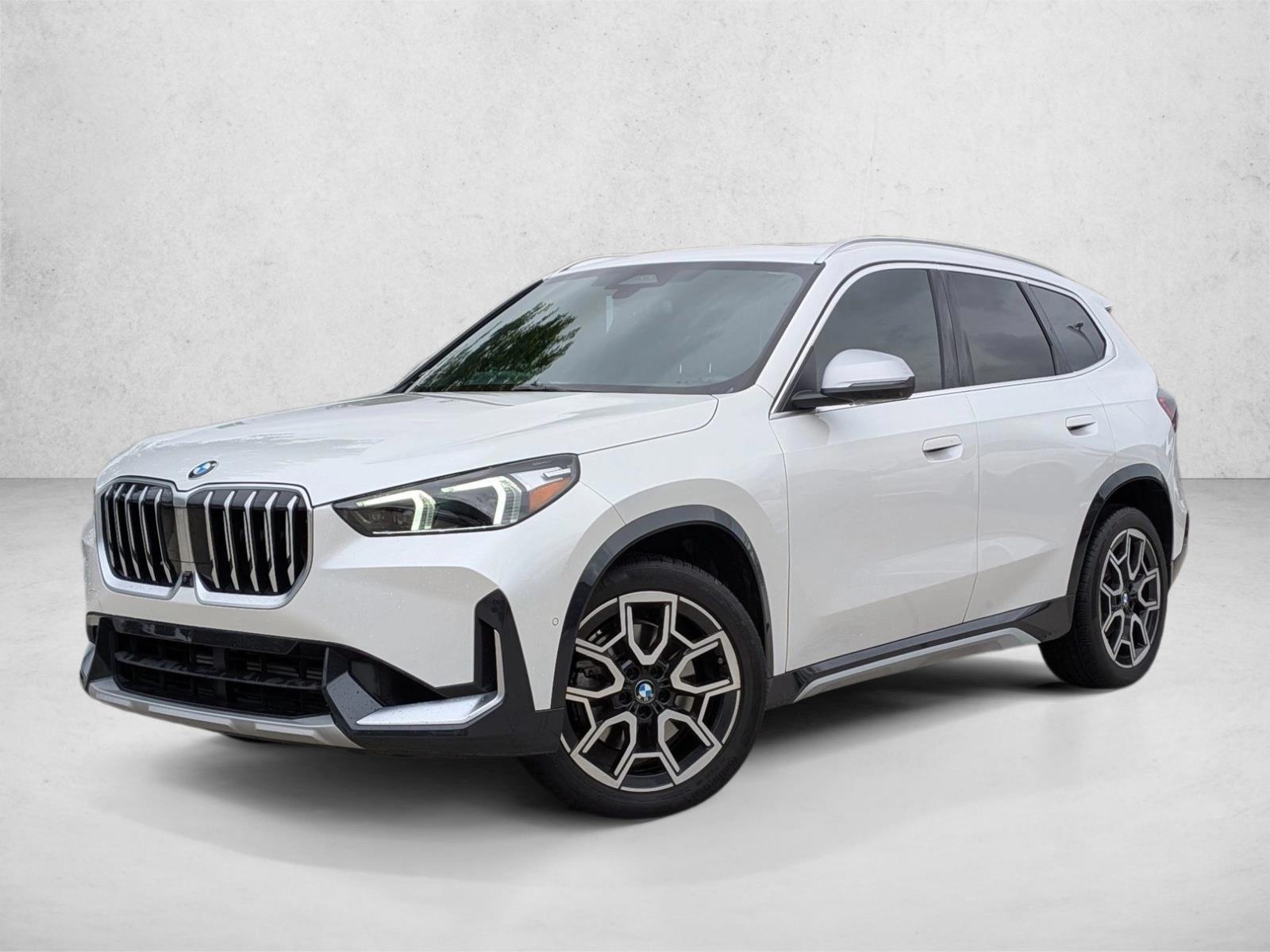 Thumbnail: 2024 BMW X1 - 1