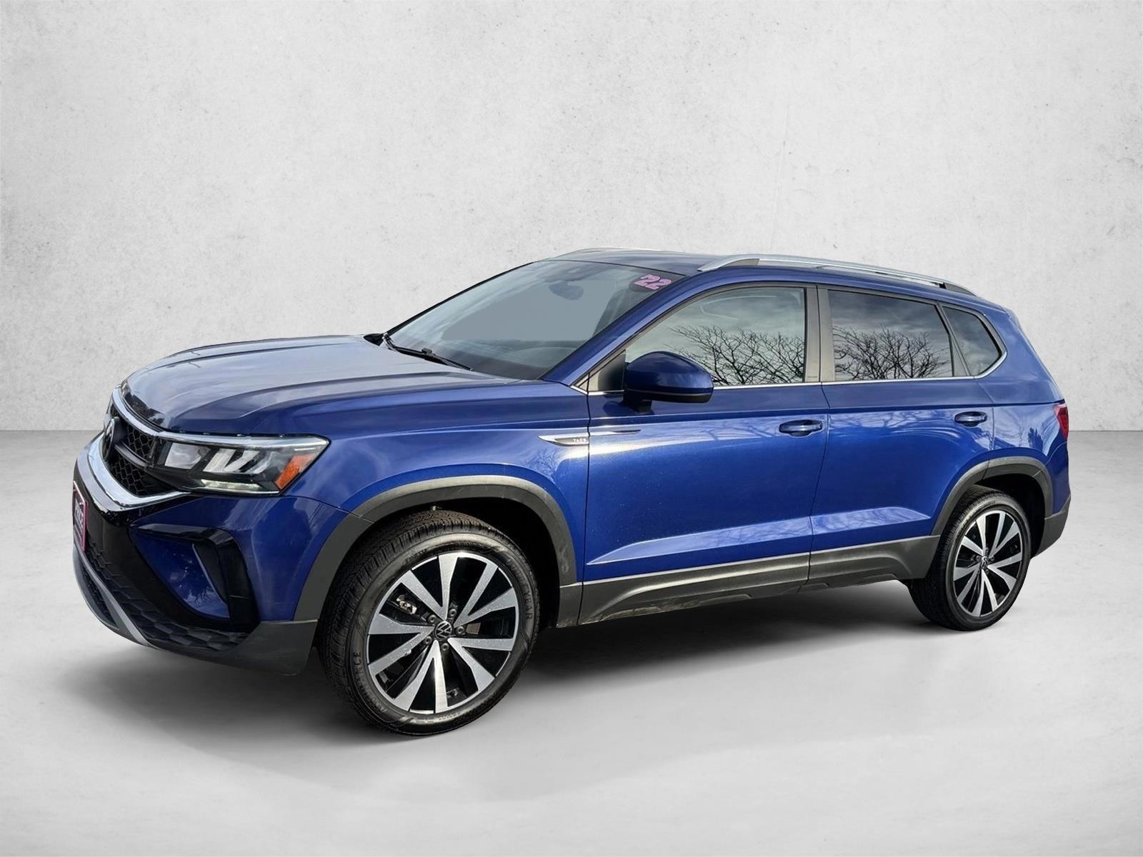 Thumbnail: 2022 Volkswagen Taos - 1