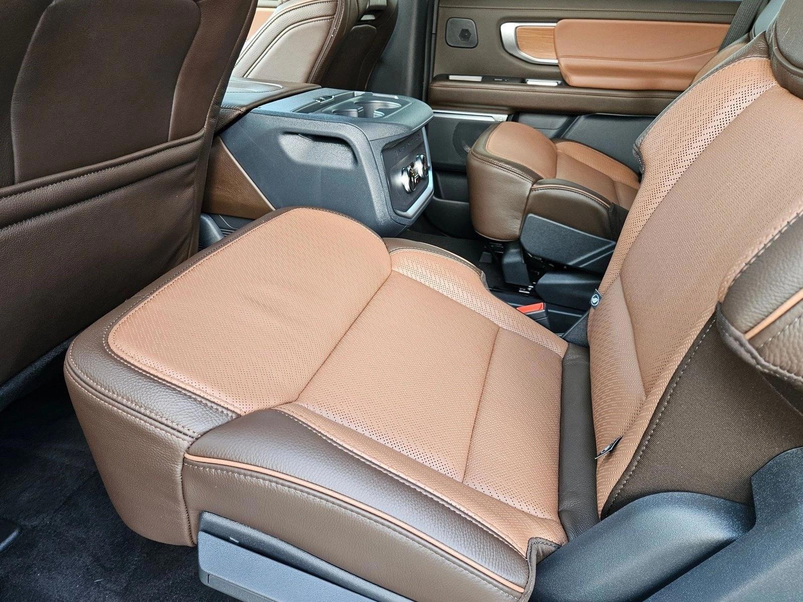 Thumbnail: 2027 Ford Expedition - 6