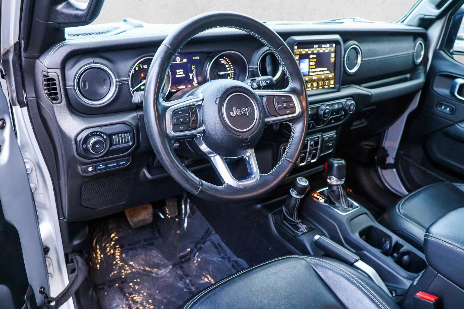 Thumbnail: 2022 Jeep Wrangler - 3