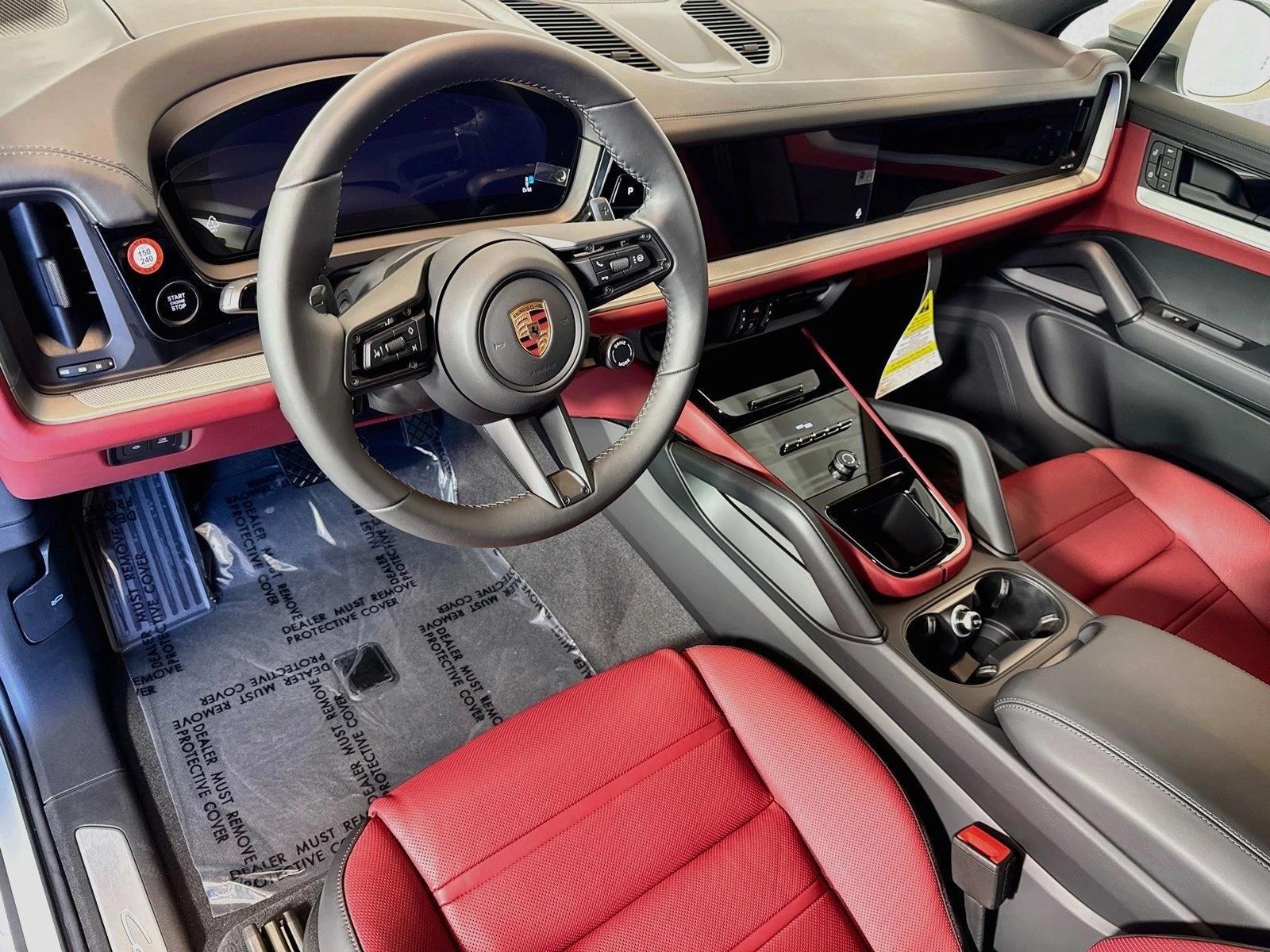 Thumbnail: 2026 Porsche Cayenne - 3