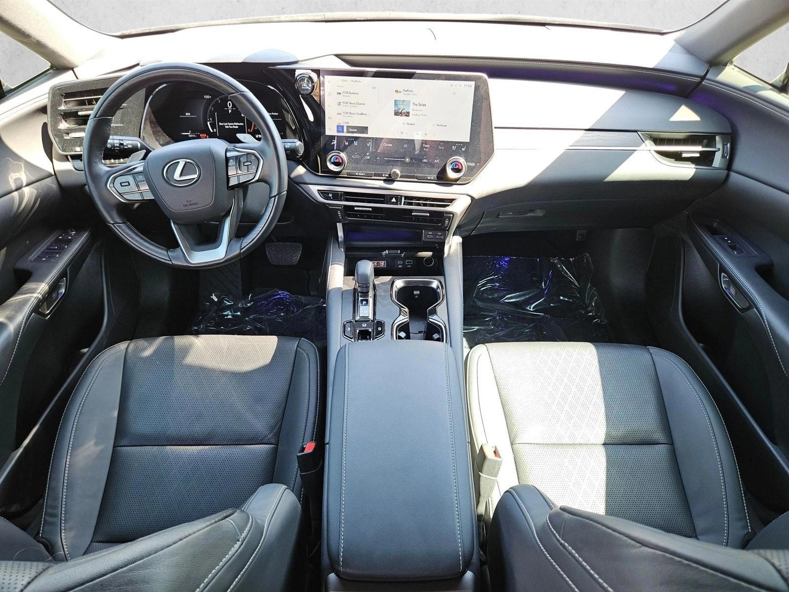 Thumbnail: 2025 Lexus RX - 3