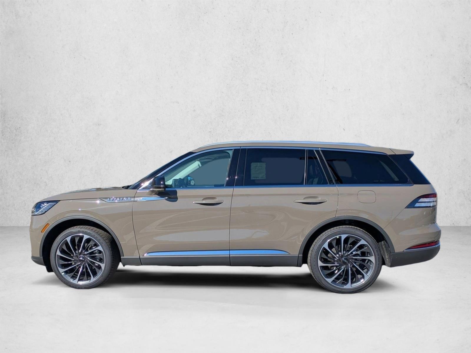 Thumbnail: 2026 Lincoln Aviator - 2