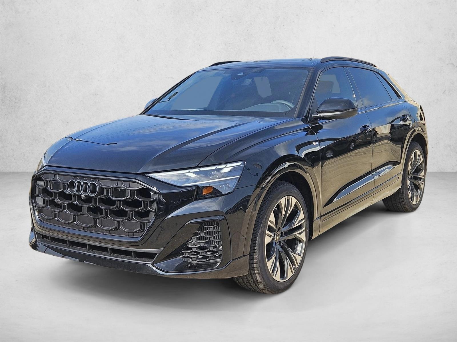 Thumbnail: 2026 Audi Q8 - 1