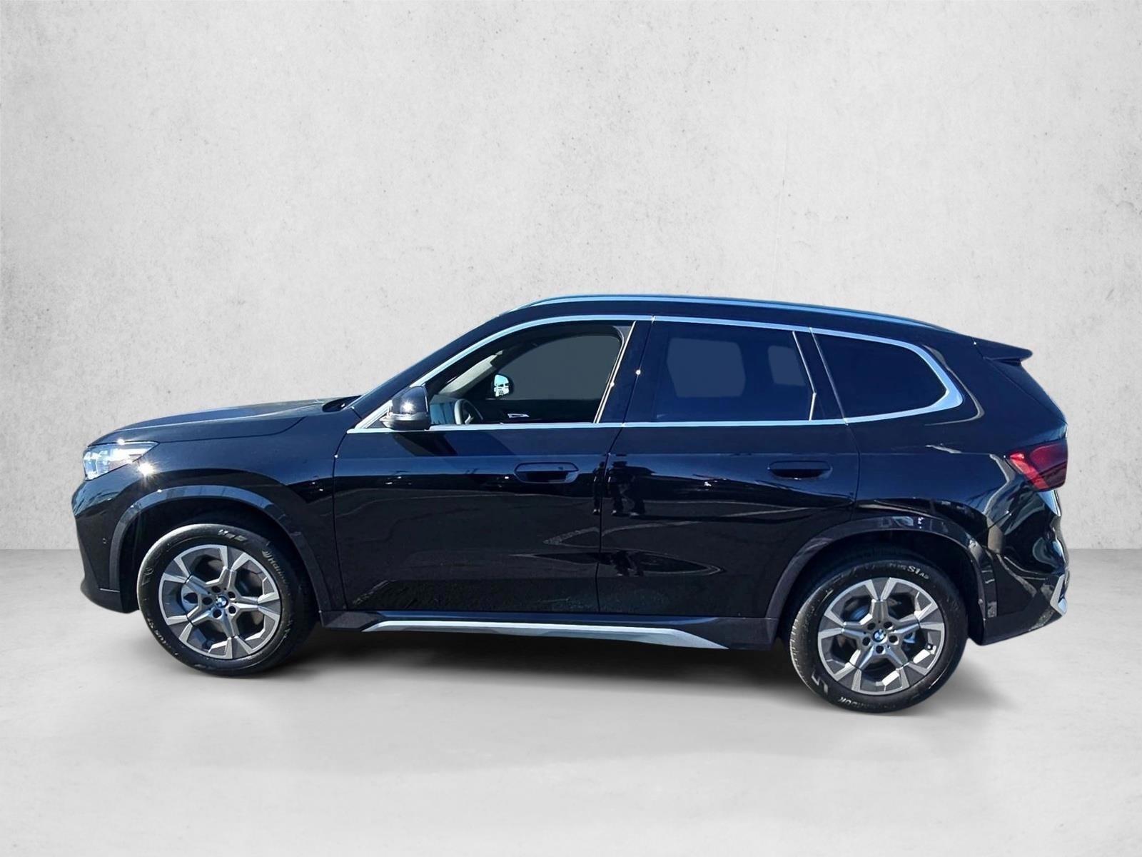 Thumbnail: 2027 BMW X1 - 2