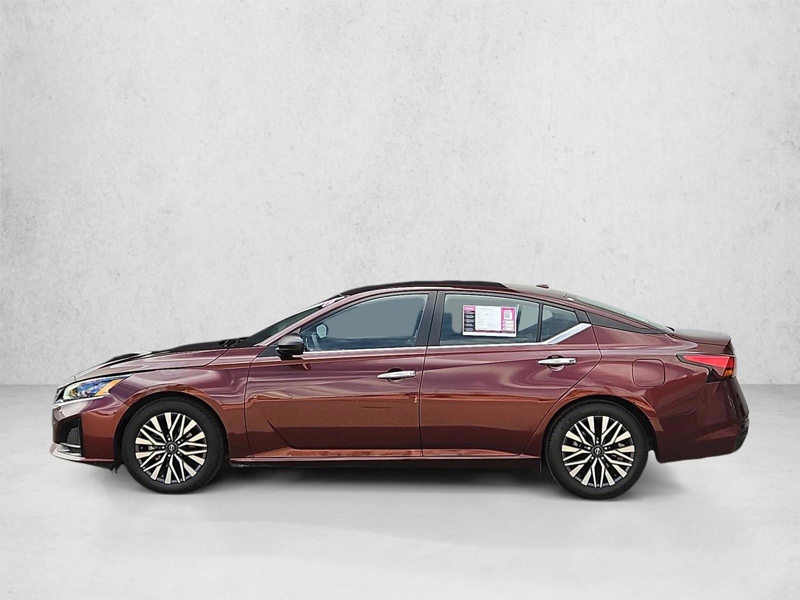 Thumbnail: 2025 Nissan Altima - 2