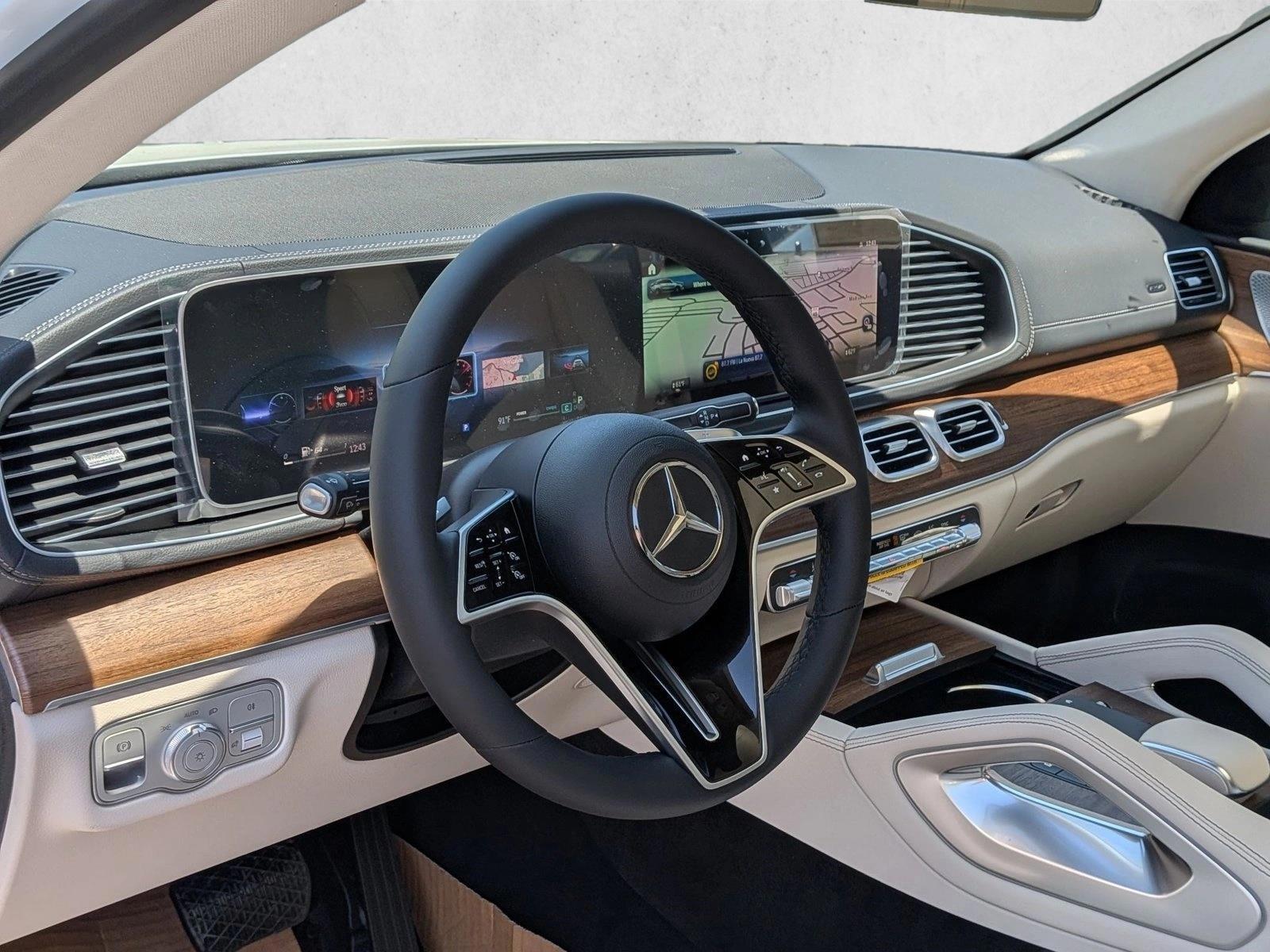 Thumbnail: 2026 Mercedes-Benz GLE - 3