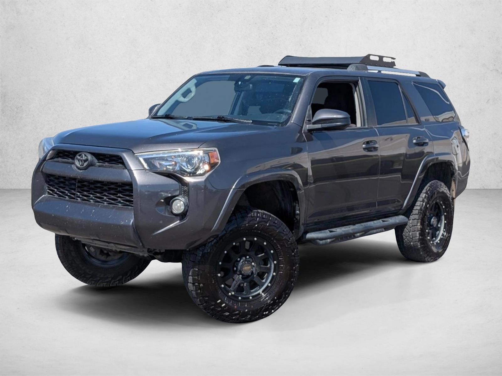 Thumbnail: 2016 Toyota 4Runner - 1