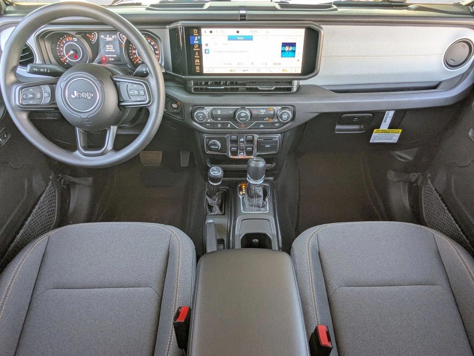 Thumbnail: 2026 Jeep Gladiator - 3
