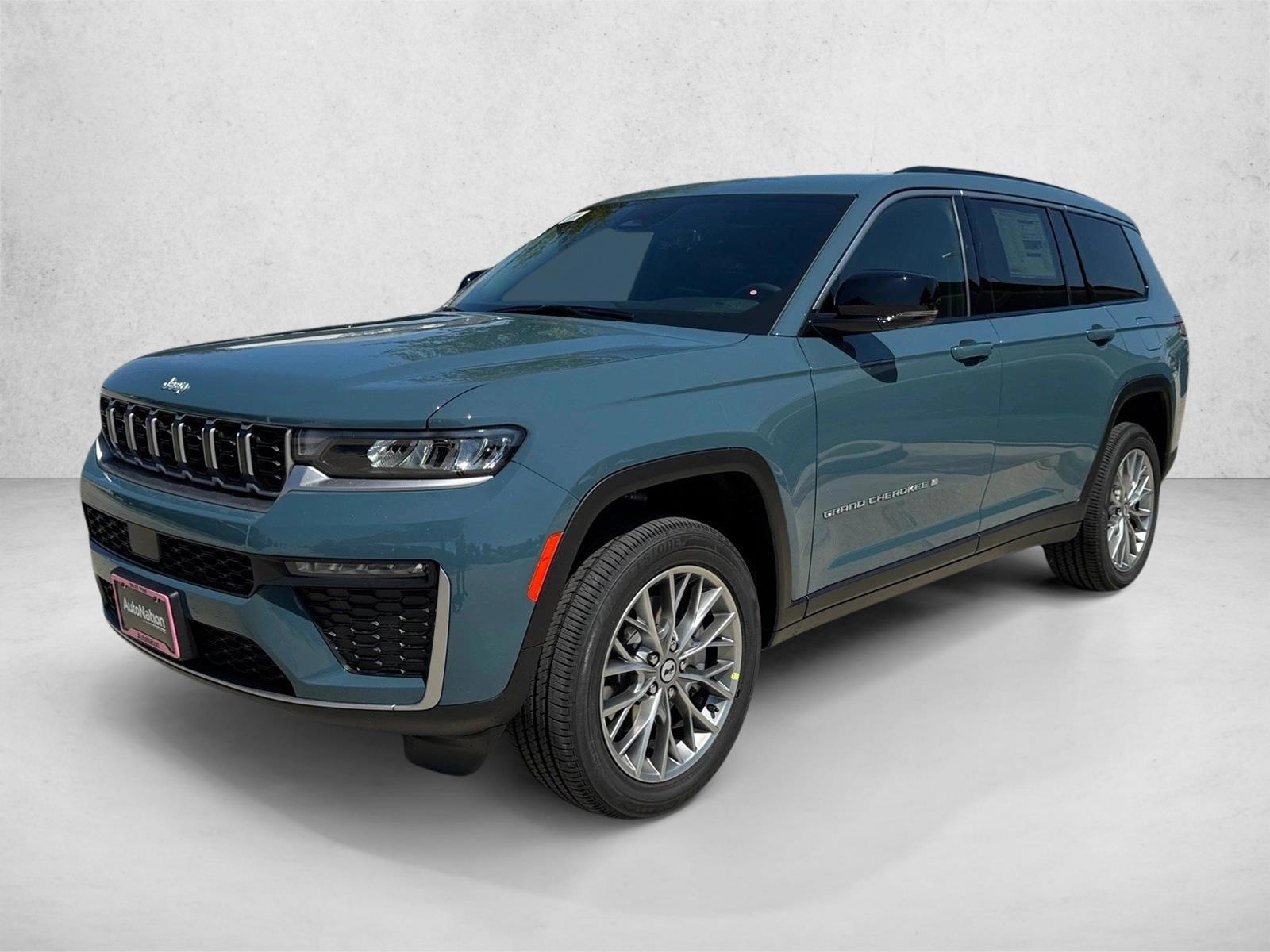 Thumbnail: 2027 Jeep Grand Cherokee L - 1