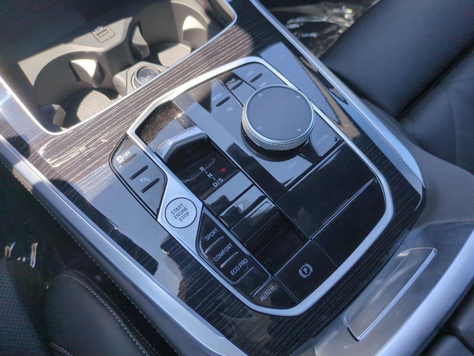 2025 BMW X5 40i - Photo 12