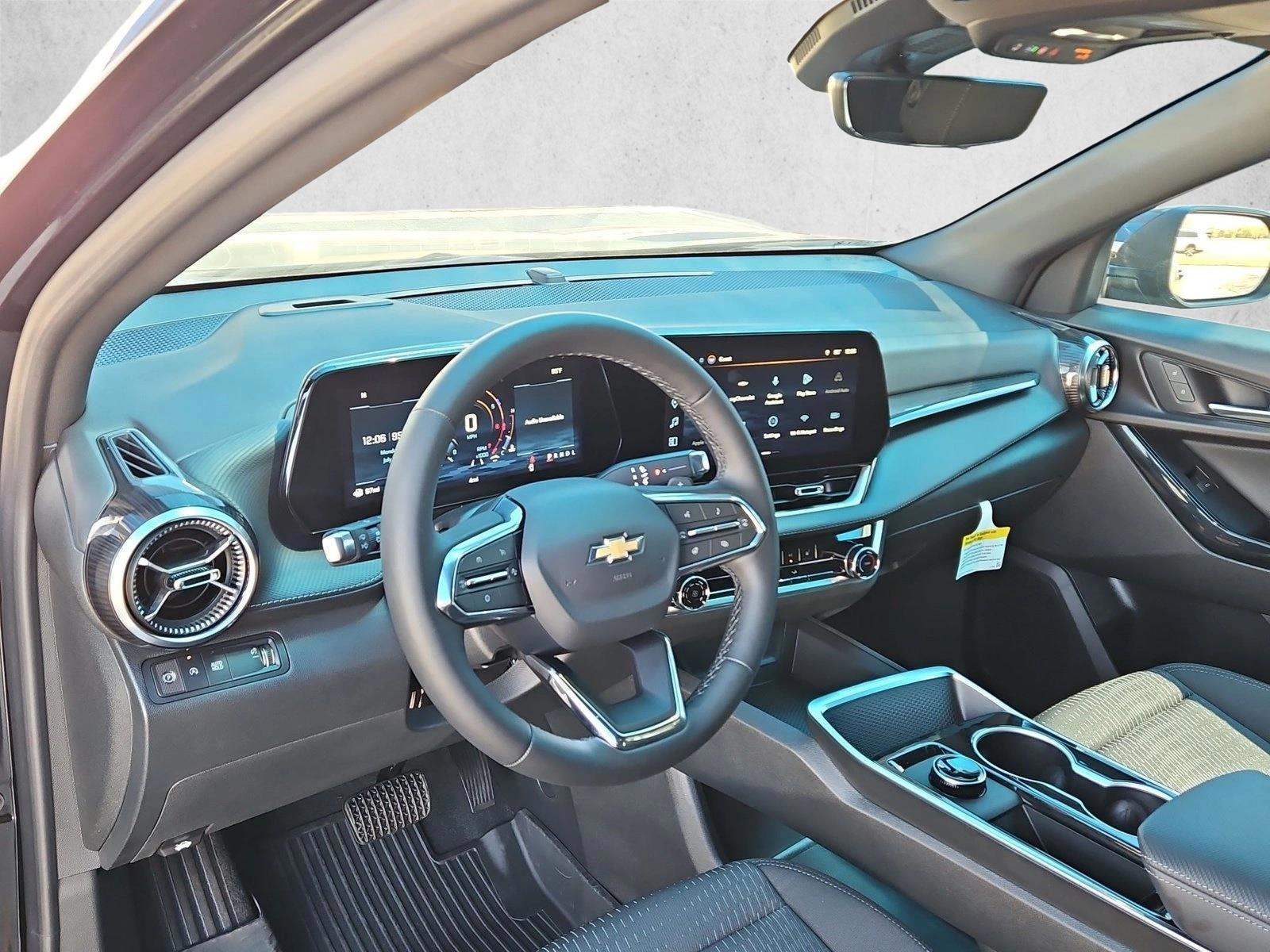 Thumbnail: 2027 Chevrolet Equinox - 3
