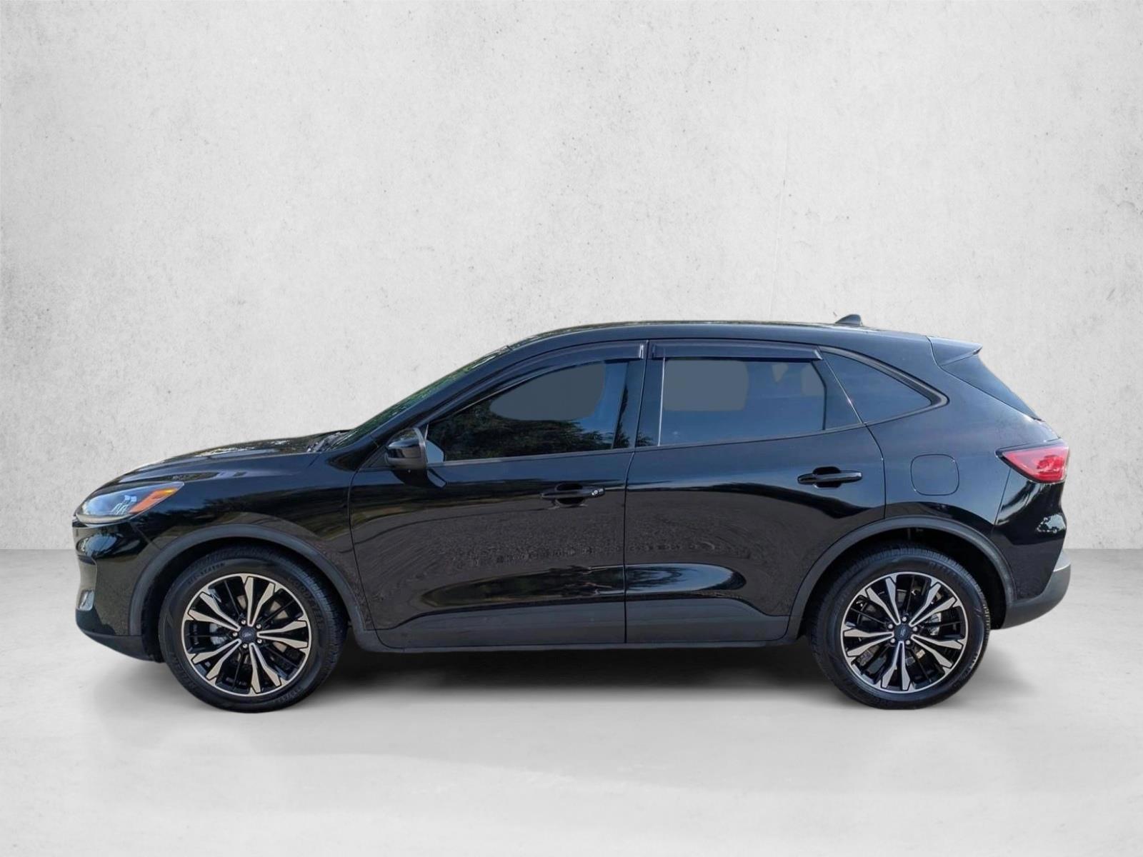 Thumbnail: 2022 Ford Escape - 2
